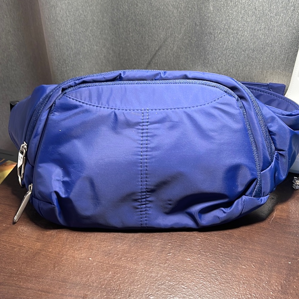 Travelon Anti Theft Slim Waist Pack